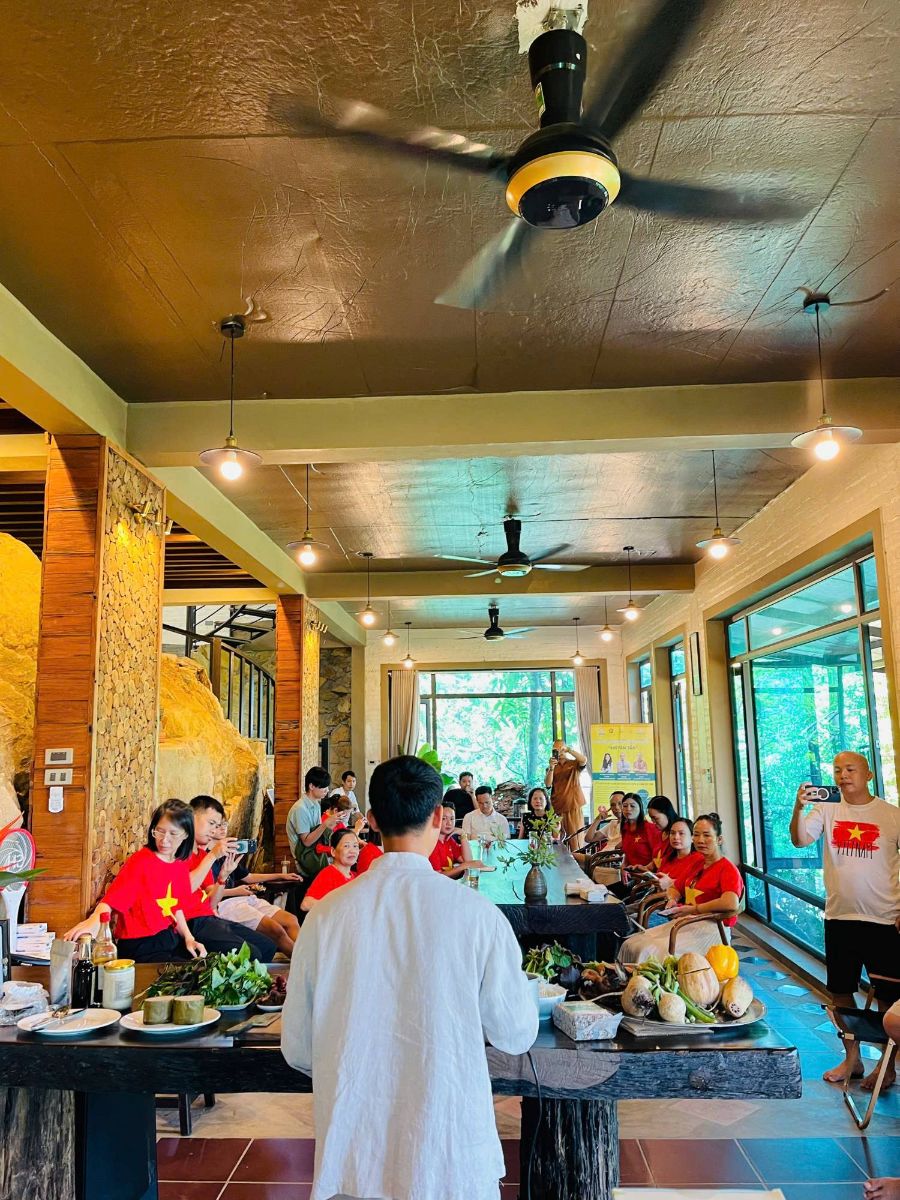Chuyên gia hướng dẫn nấu ăn thực dưỡng